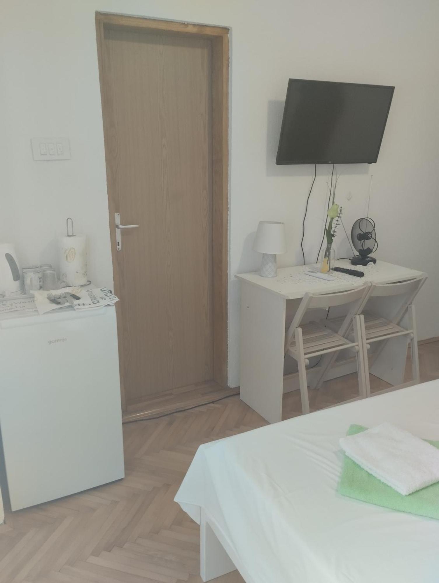 Soba Biondic Lägenhet Senj  Exteriör bild